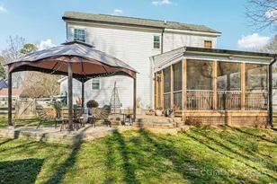 10105 Sparkling Brook Ct, Charlotte, NC 28214 - Photo 39