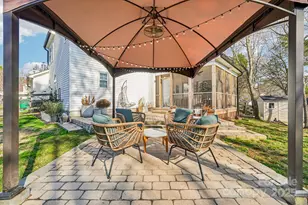 10105 Sparkling Brook Ct, Charlotte, NC 28214 - Photo 35