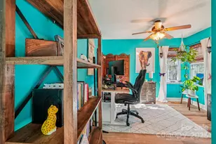 10105 Sparkling Brook Ct, Charlotte, NC 28214 - Photo 29