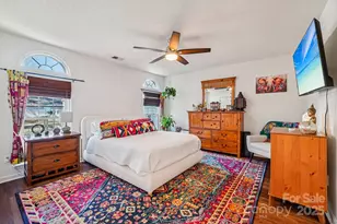 10105 Sparkling Brook Ct, Charlotte, NC 28214 - Photo 17