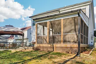 10105 Sparkling Brook Ct, Charlotte, NC 28214 - Photo 41