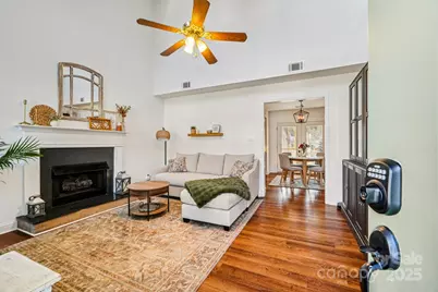 10105 Sparkling Brook Court, Charlotte, NC 28214 - Photo 3