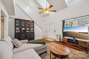 10105 Sparkling Brook Ct, Charlotte, NC 28214 - Photo 5