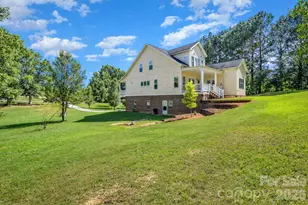 556 Peaceful Creek Dr, York, SC 29745 - Photo 3