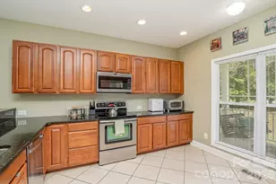 556 Peaceful Creek Dr, York, SC 29745 - Photo 11