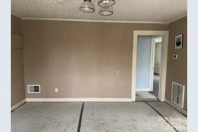 410 Spruce Street SW, Lenoir, NC 28645 - Photo 5