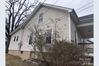 410 Spruce Street SW, Lenoir, NC 28645 - Photo 3