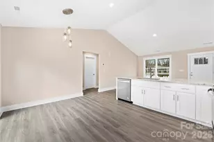 407 Queens Rd, Gastonia, NC 28052 - Photo 13