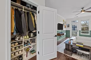 1604 Walnut View Dr, Charlotte, NC 28208 - Photo 15