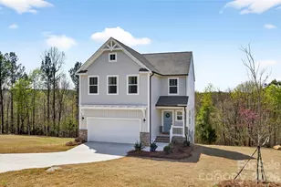2410 Stonehaven Dr, Albemarle, NC 28001 - Photo 3