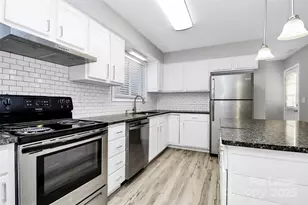 5823 Falstaff Dr, Charlotte, NC 28227 - Photo 5