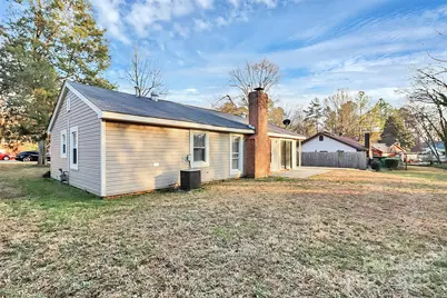 5823 Falstaff Drive, Charlotte, NC 28227 - Photo 29