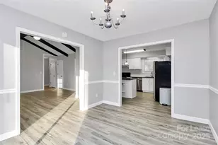 5823 Falstaff Dr, Charlotte, NC 28227 - Photo 11