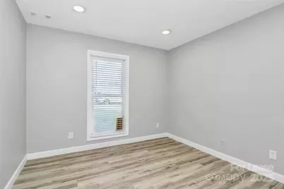 5823 Falstaff Drive, Charlotte, NC 28227 - Photo 17