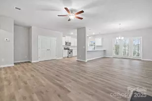 3722 Sally Ln, Charlotte, NC 28227 - Photo 7