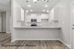 3722 Sally Ln, Charlotte, NC 28227 - Photo 3