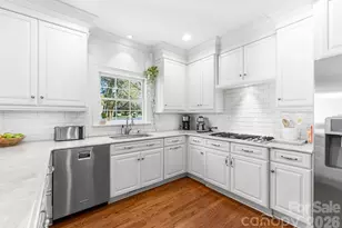 9800 Chatham Oaks Trail, Charlotte, NC 28210 - Photo 15