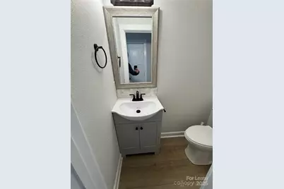 824 Flint Street, Lincolnton, NC 28092 - Photo 11