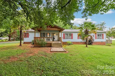 122 S Main Street, New London, NC 28127 - Photo 1