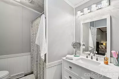 122 S Main Street, New London, NC 28127 - Photo 15