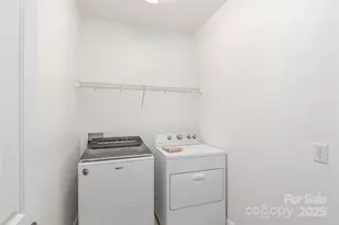 122 Outlook Cir, Swannanoa, NC 28778 - Photo 23