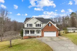 107 Dove Meadow Ln, Statesville, NC 28625 - Photo 1