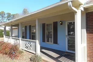 10749 Colony Woods Dr, Charlotte, NC 28277 - Photo 3