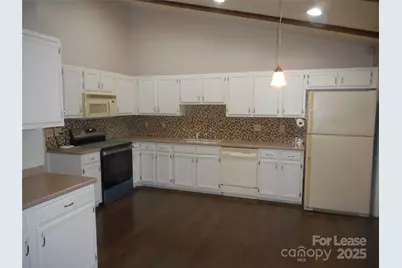 10749 Colony Woods Drive, Charlotte, NC 28277 - Photo 7