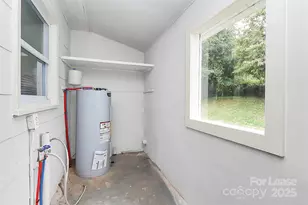 2701 Watson Dr, Charlotte, NC 28208 - Photo 25