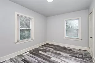 2701 Watson Dr, Charlotte, NC 28208 - Photo 15