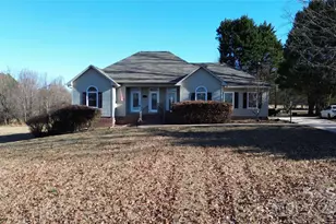 137 N Shore Dr, Cherryville, NC 28021 - Photo 21