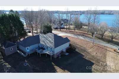 137 N Shore Drive, Cherryville, NC 28021 - Photo 37