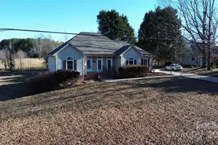 137 N Shore Dr, Cherryville, NC 28021 - Photo 25