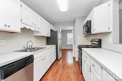 1040 Crestdale Crossing Drive, Matthews, NC 28105 - Photo 17