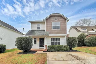 1040 Crestdale Crossing Dr, Matthews, NC 28105 - Photo 1