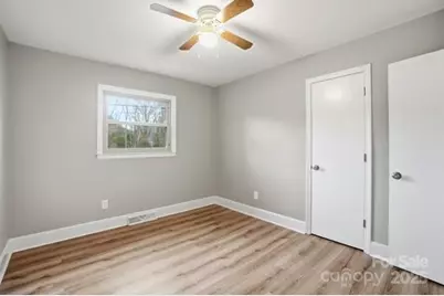5326 Dolphin Lane, Charlotte, NC 28215 - Photo 21