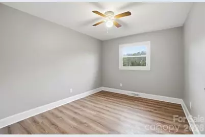 5326 Dolphin Lane, Charlotte, NC 28215 - Photo 19