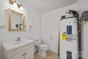 701 Dana Rd, Hendersonville, NC 28792 - Photo 27