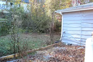 709 Wickins Dr, Hendersonville, NC 28791 - Photo 23