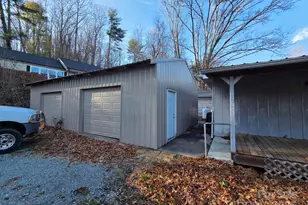 709 Wickins Dr, Hendersonville, NC 28791 - Photo 25