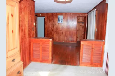 709 Wickins Drive, Hendersonville, NC 28791 - Photo 13