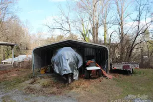 709 Wickins Dr, Hendersonville, NC 28791 - Photo 29