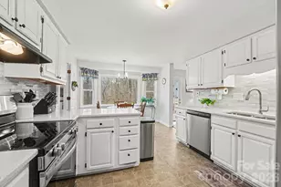 1038 Balsam Terrace, Charlotte, NC 28214 - Photo 11