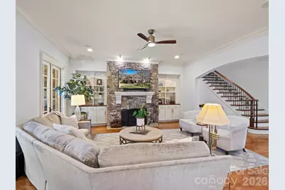 229 Wrenwood Lane, Charlotte, NC 28211 - Photo 5