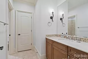 229 Wrenwood Ln, Charlotte, NC 28211 - Photo 35