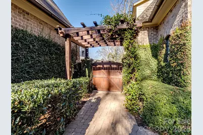 229 Wrenwood Lane, Charlotte, NC 28211 - Photo 43