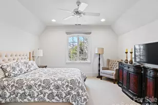 229 Wrenwood Ln, Charlotte, NC 28211 - Photo 33