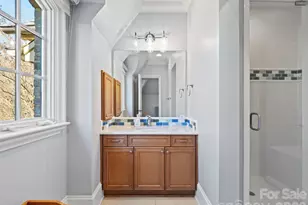 229 Wrenwood Ln, Charlotte, NC 28211 - Photo 31