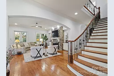 229 Wrenwood Lane, Charlotte, NC 28211 - Photo 9