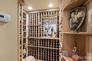 229 Wrenwood Ln, Charlotte, NC 28211 - Photo 19